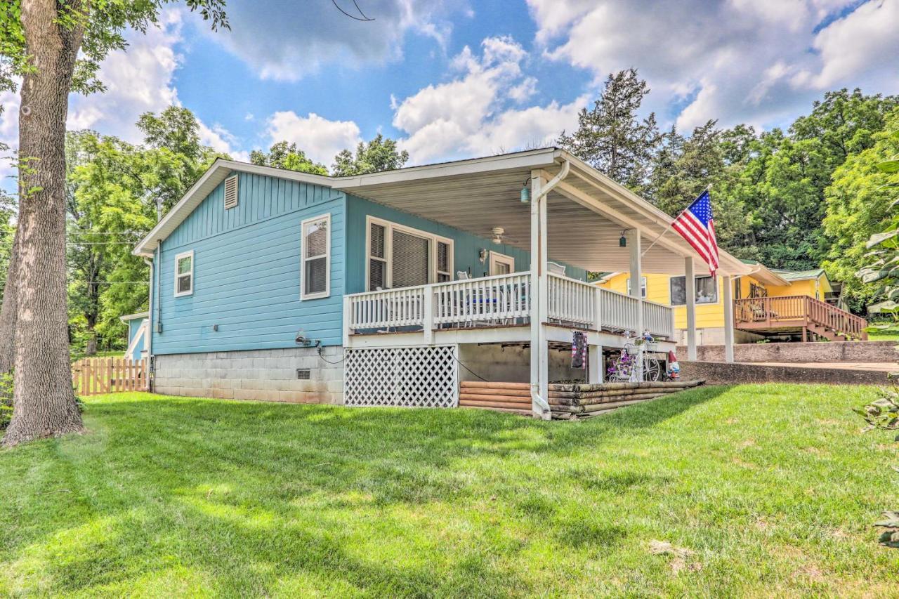 Cheerful Camdenton Cottage Steps To Lake! المظهر الخارجي الصورة
