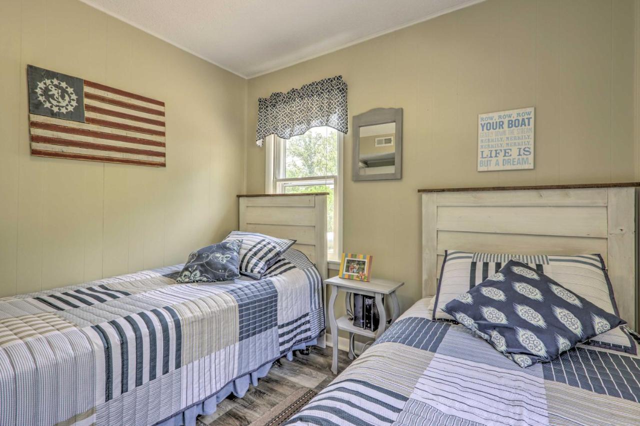 Cheerful Camdenton Cottage Steps To Lake! المظهر الخارجي الصورة