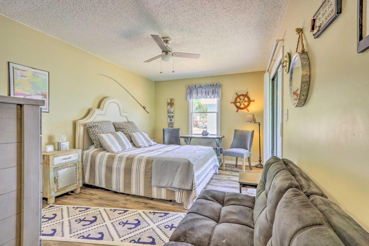 Cheerful Camdenton Cottage Steps To Lake! المظهر الخارجي الصورة